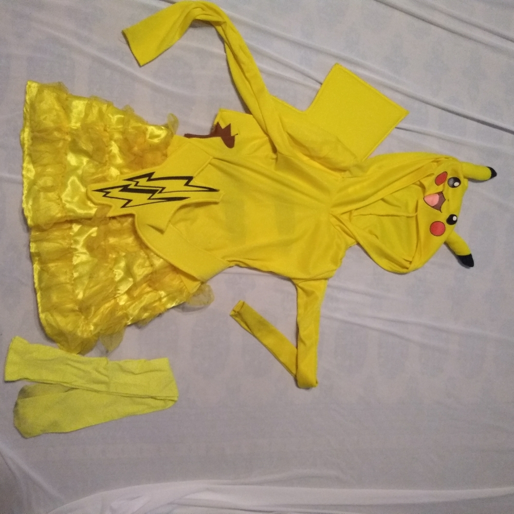 Pokemon halloween costume size M (6)